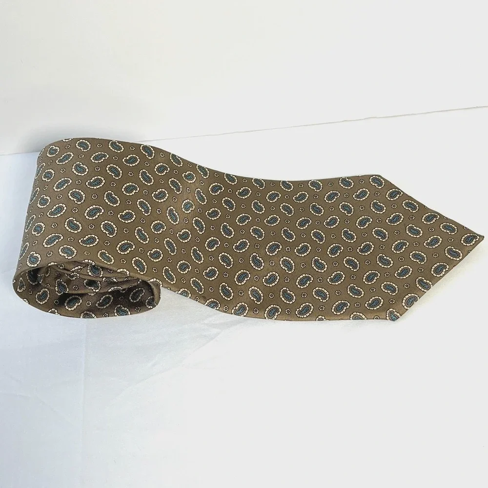 Oscar De La Renta Neckwear Couture Collection Tie Tan Blue‎ Paisley Silk Luxury